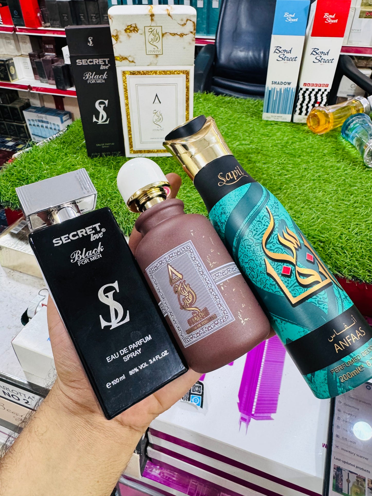 HUT ۸ by Stirling 100 ML with 2  gifts(allow to open )